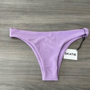 SKATIE DYLAN BOTTOM - LAVENDER RIBBED